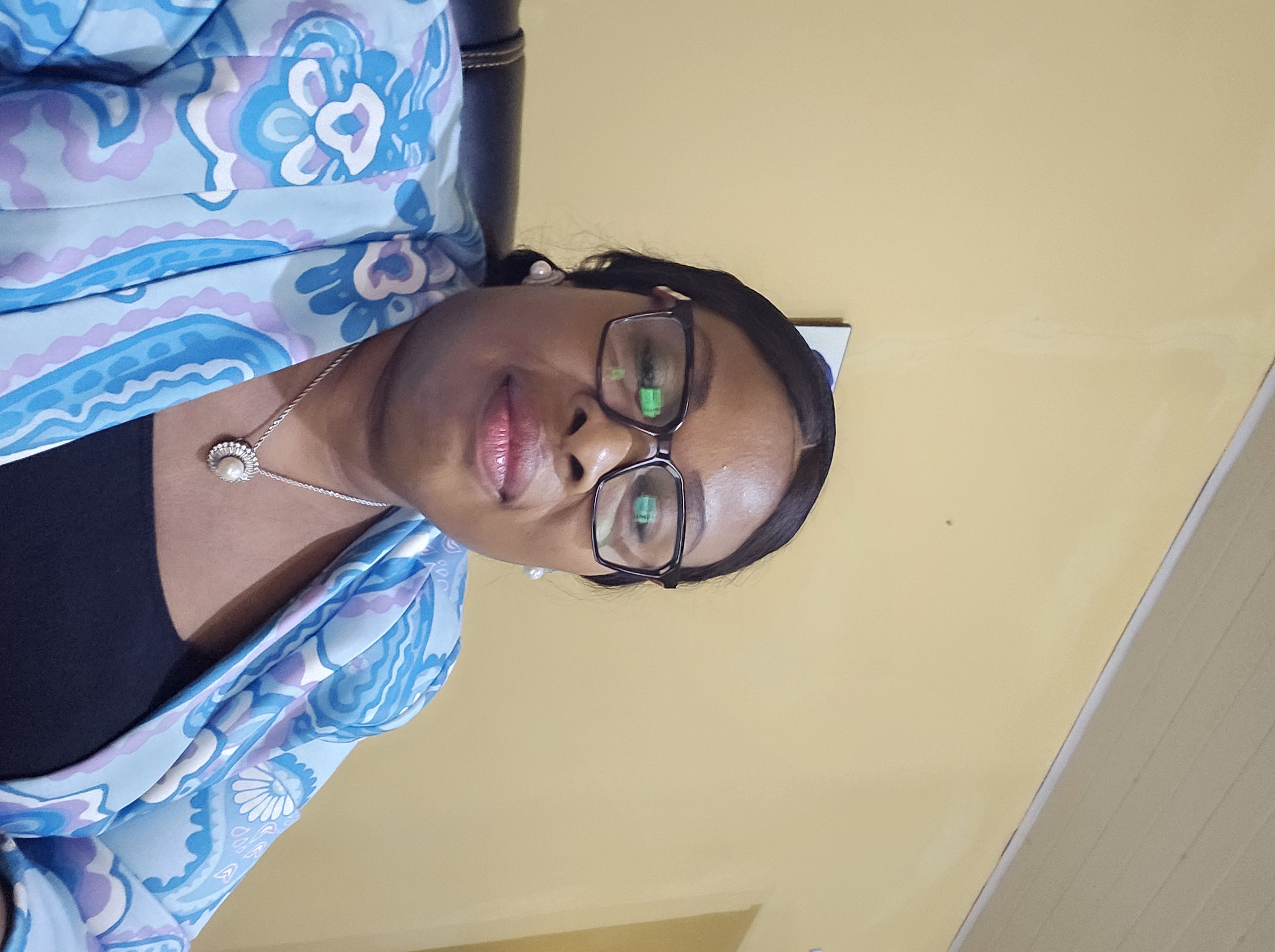 DR. ALADENOLA  FOLUKEMI 