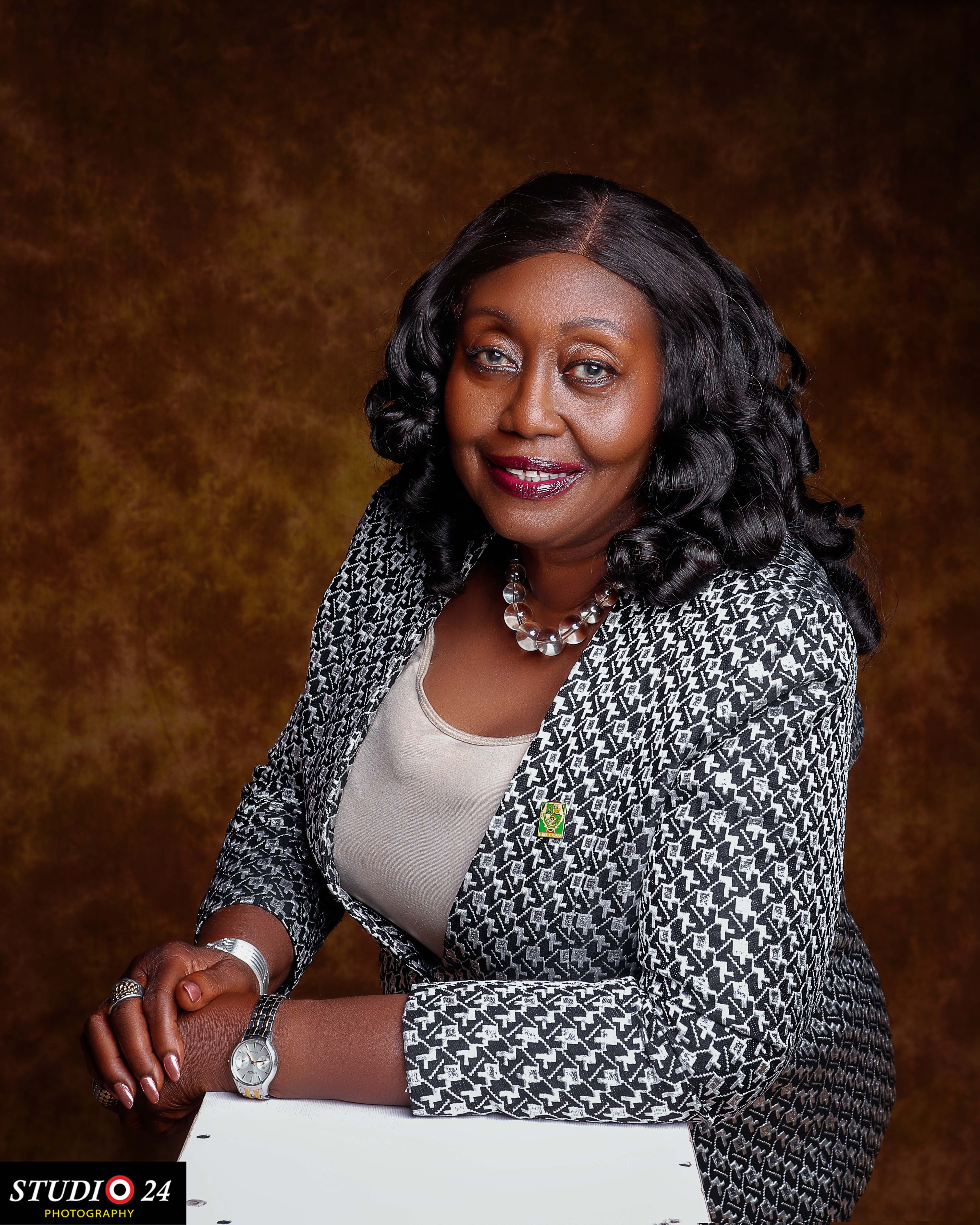 MOROHUNDIYA  YETUNDE 