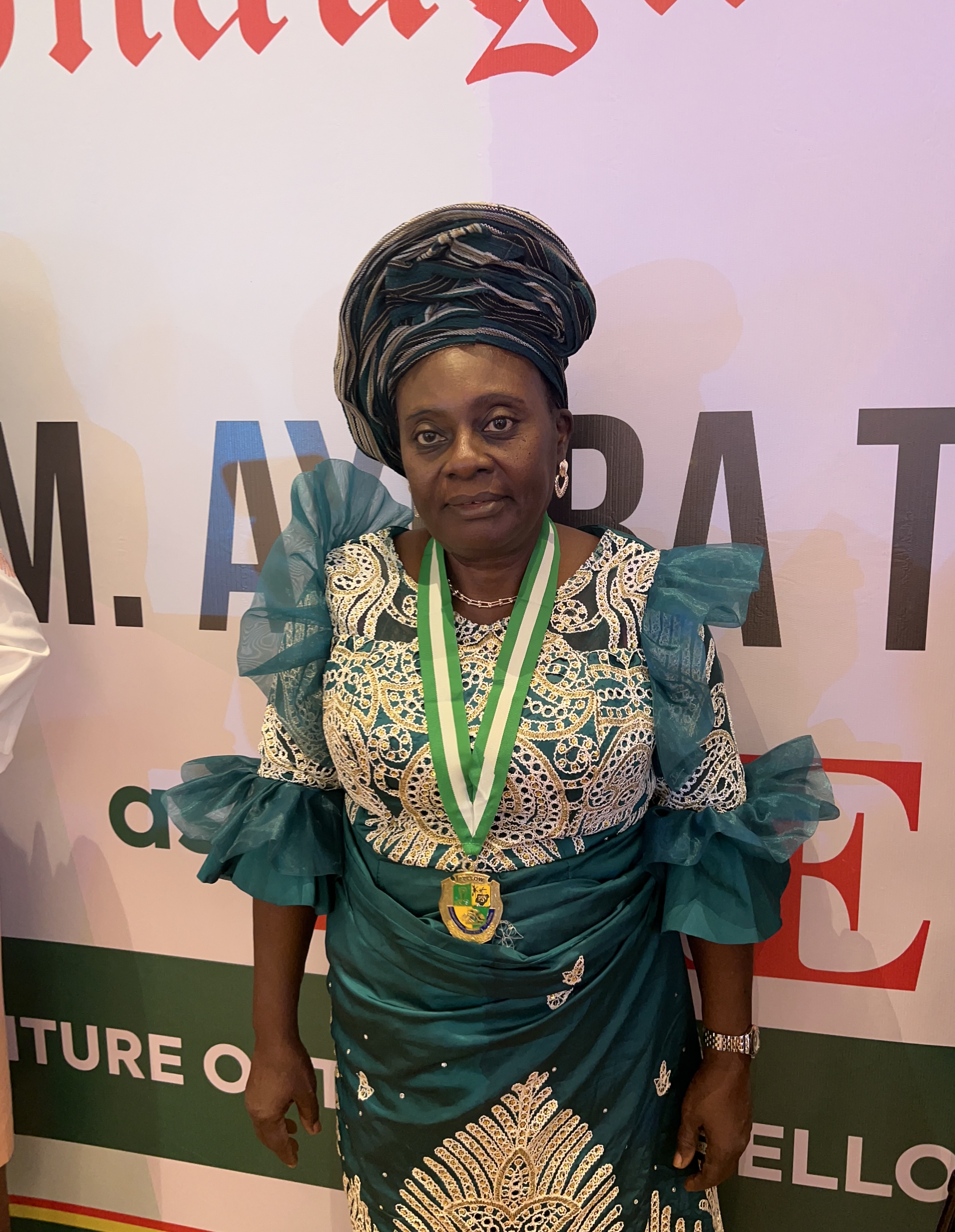 EKONYE  KATE 